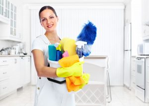 How to hire a house cleaning service